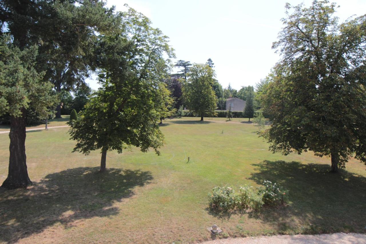 Villa Claude Cognac Exteriör bild
